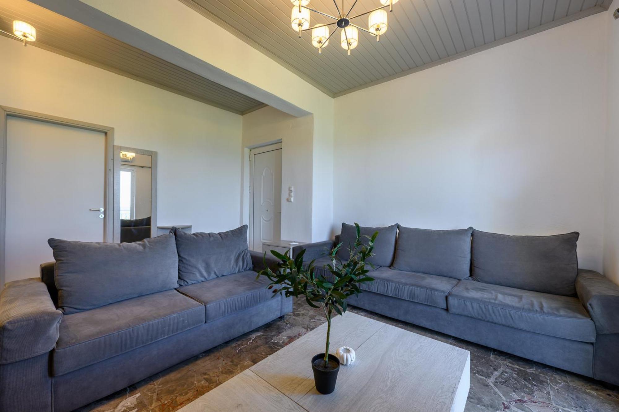 Beachfront First-Floor Suite Georgioupoli Exterior photo