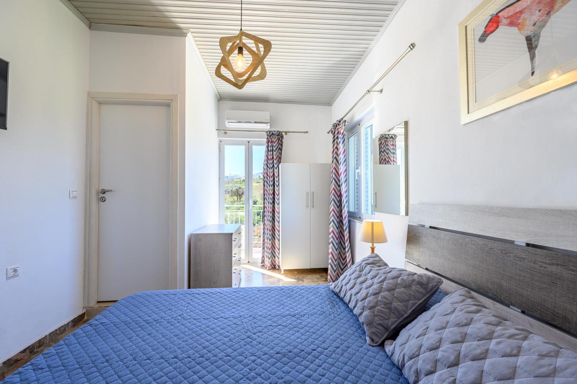 Beachfront First-Floor Suite Georgioupoli Exterior photo