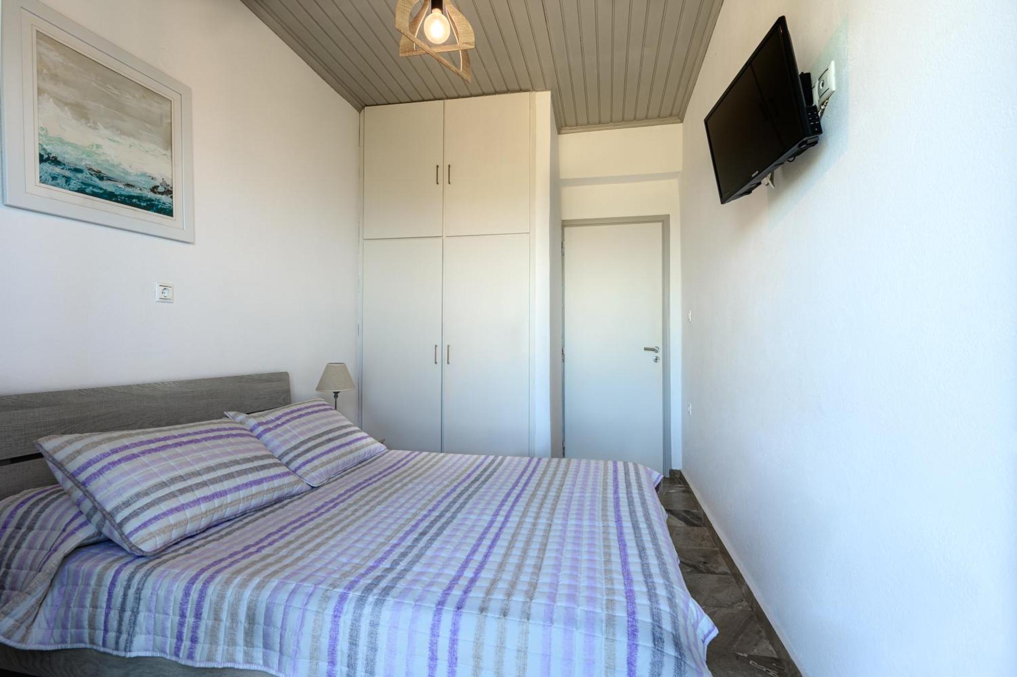 Beachfront First-Floor Suite Georgioupoli Exterior photo
